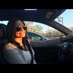 Meet your Posher, Ray